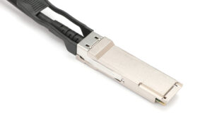 FibreCross 100G DAC cable packaging and labeling details