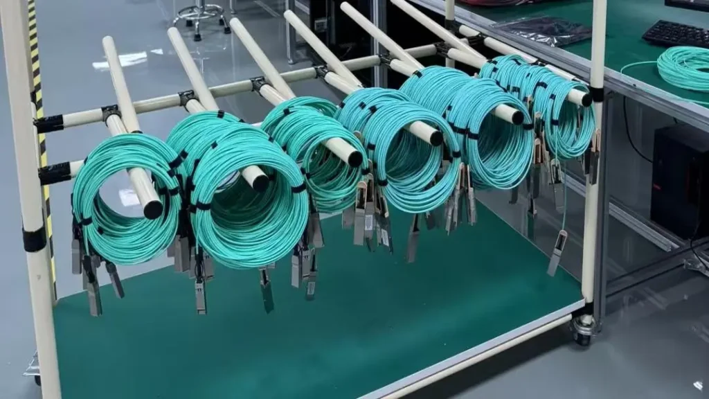 AOC CABLE